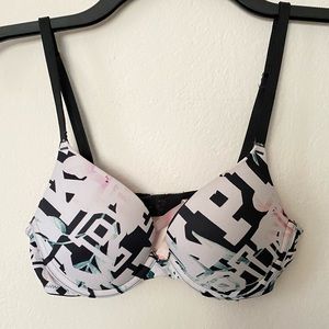 PINK woman’s Push Up bra